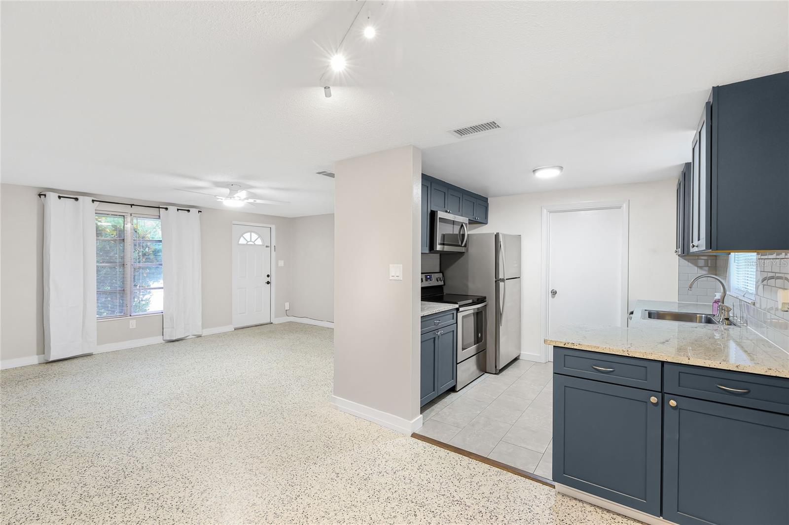3215 FLORIDA BLVD — photo 9