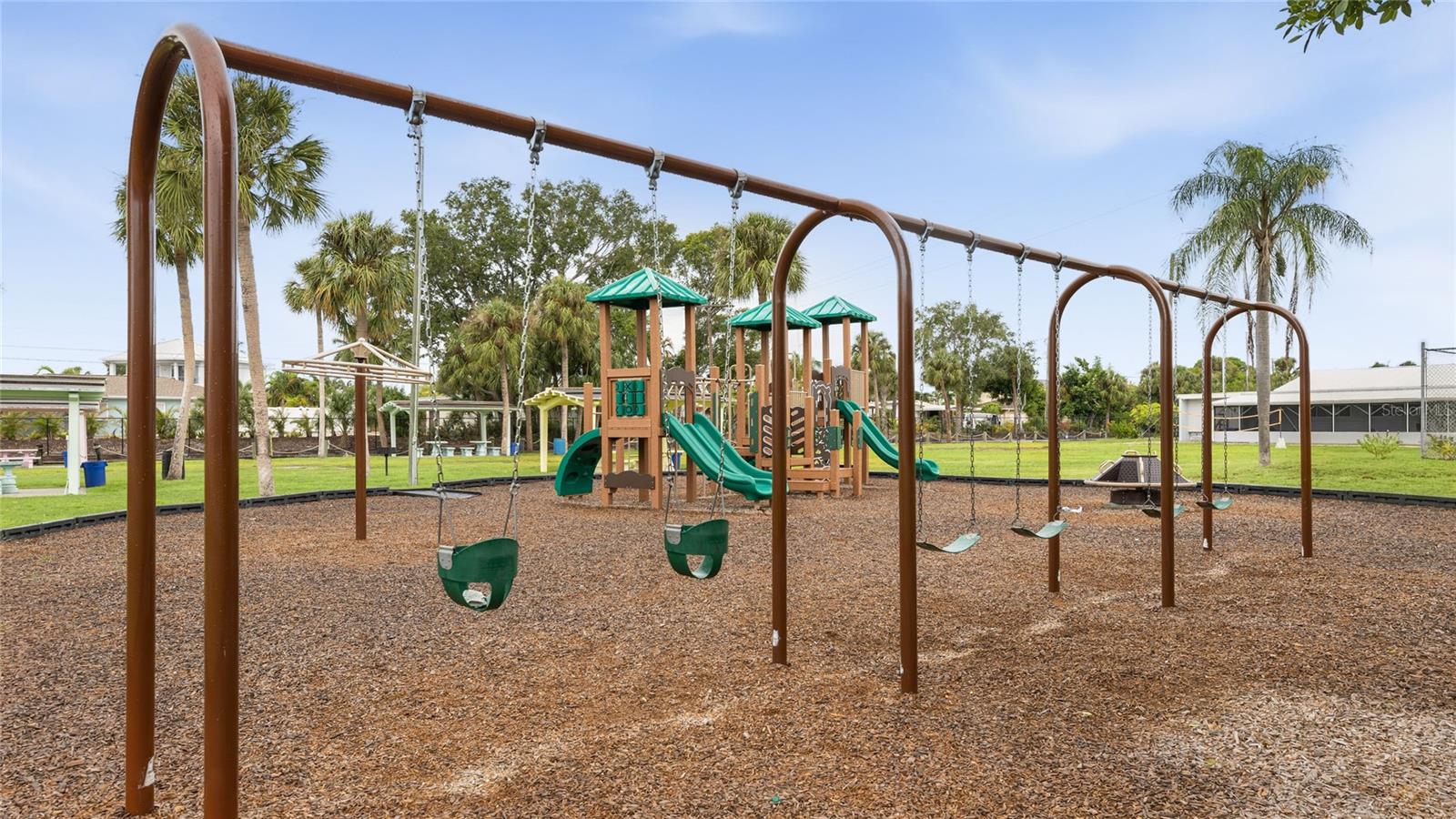 3215 FLORIDA BLVD — photo 38