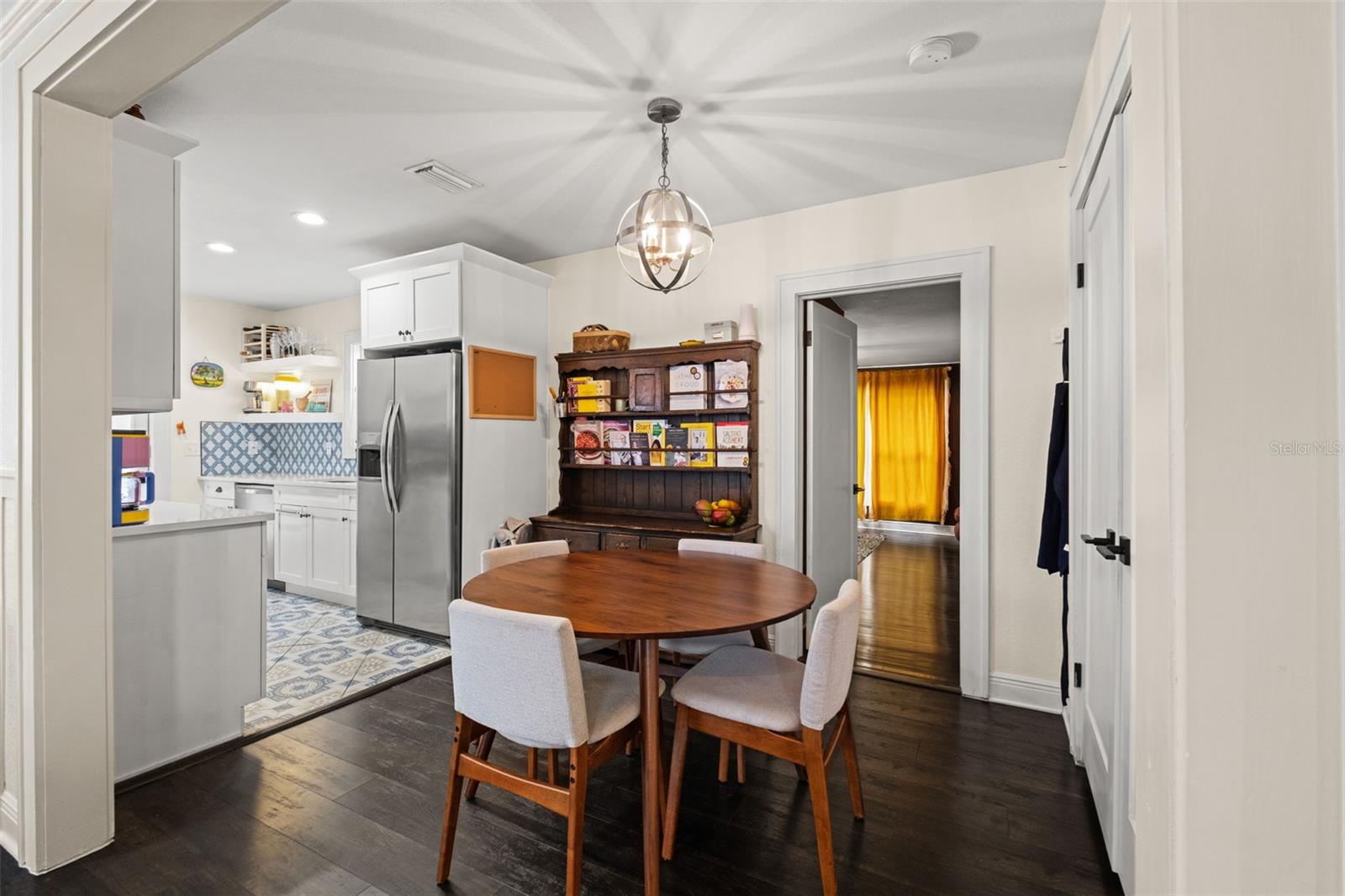 803 E HOLLYWOOD ST — photo 14