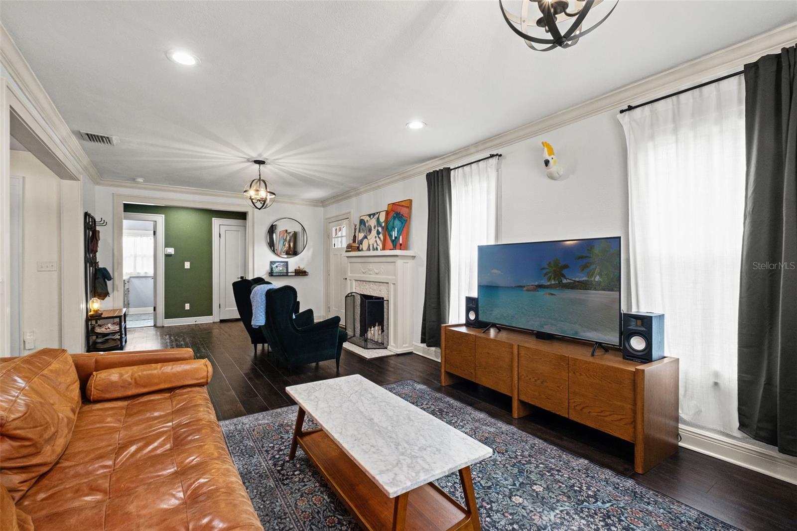 803 E HOLLYWOOD ST — photo 9