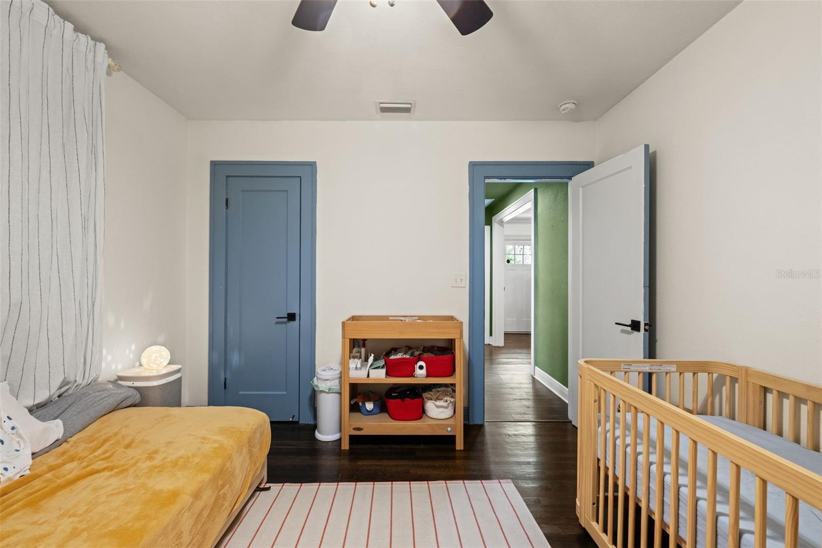 803 E HOLLYWOOD ST — photo 25