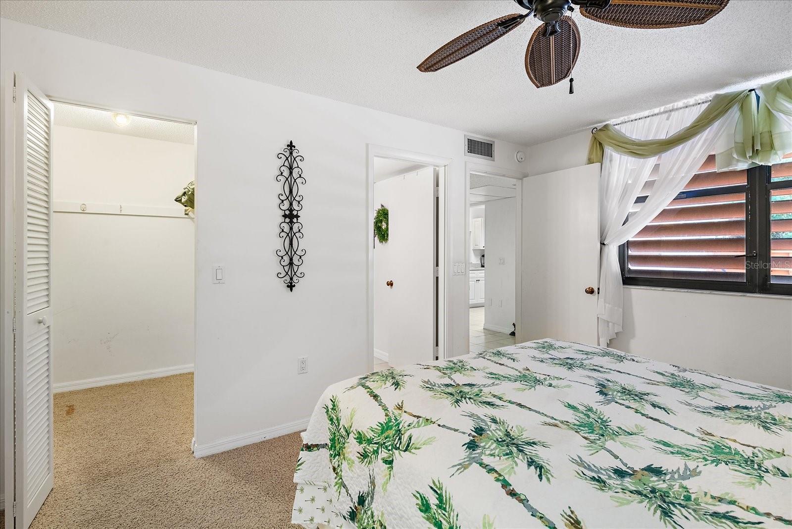211 PINENEEDLE DR ##211 — photo 13