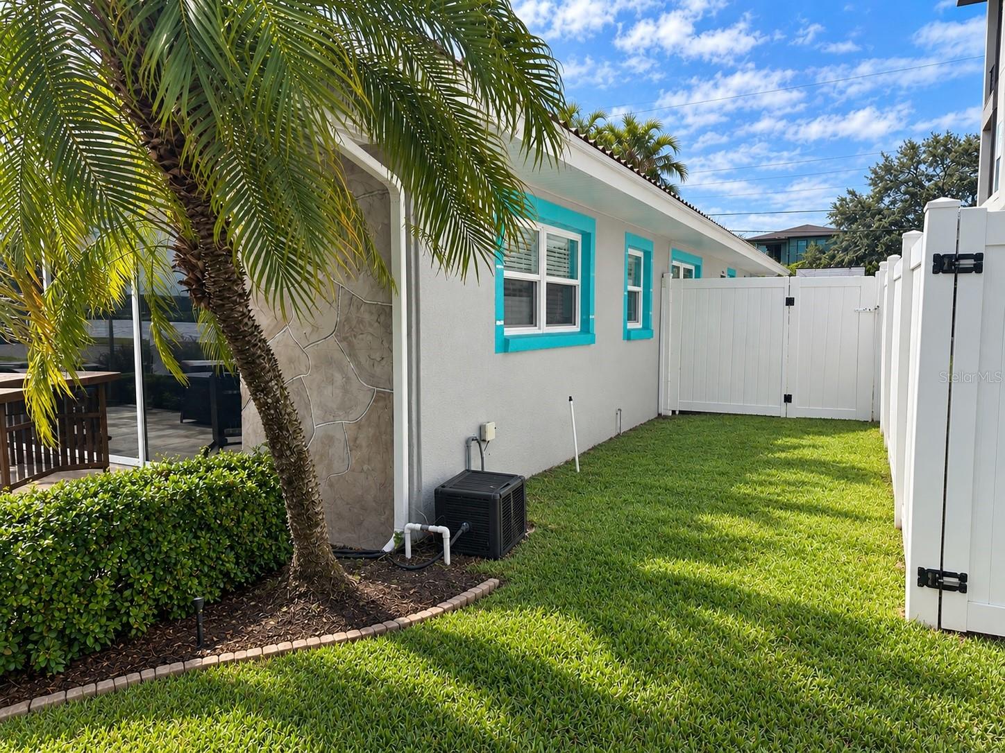 524 CHANNEL DR — photo 6