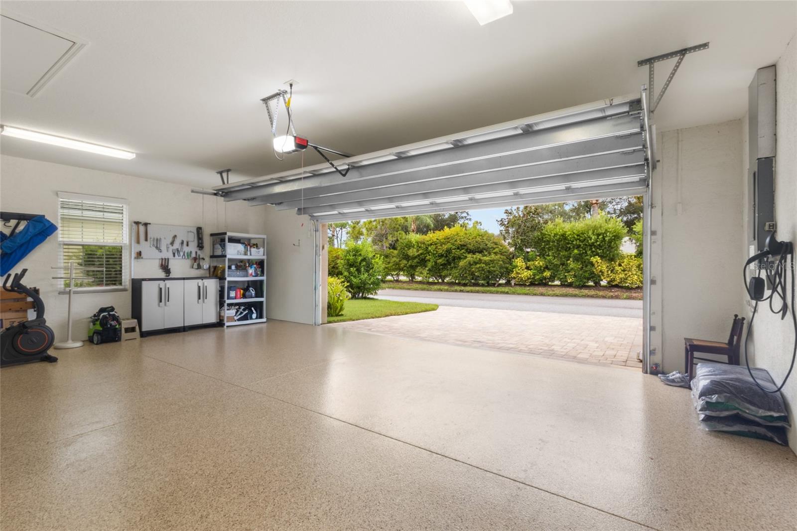 11109 STAVELEY CT — photo 37