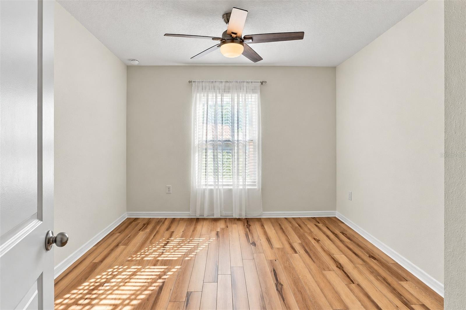 1011 TIDAL ROCK AVE — photo 16