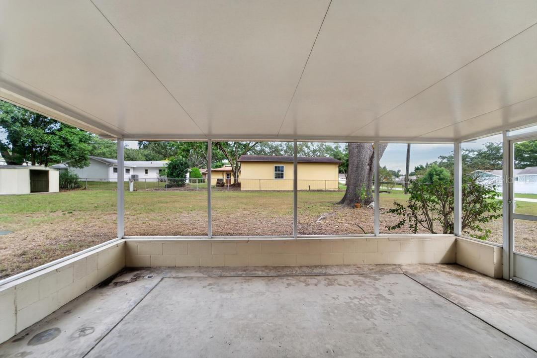 820 BLACKBERRY LANE — photo 33