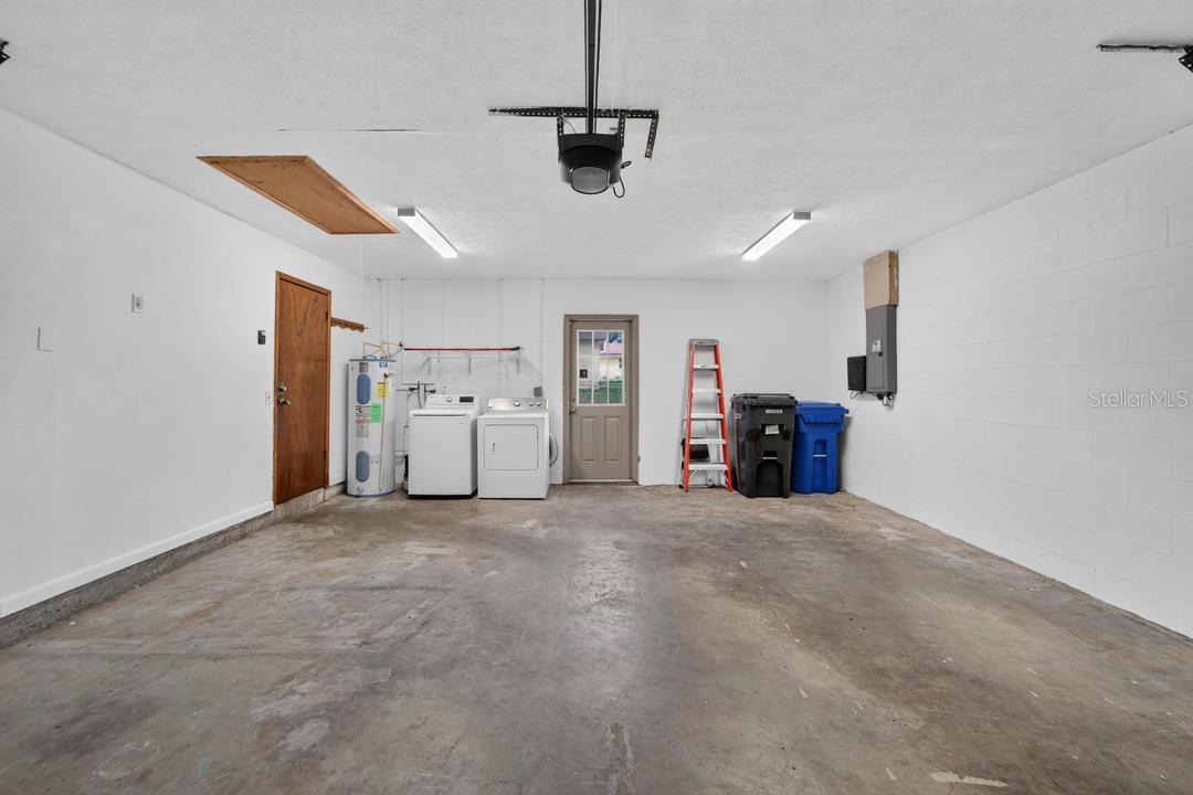 820 BLACKBERRY LANE — photo 30