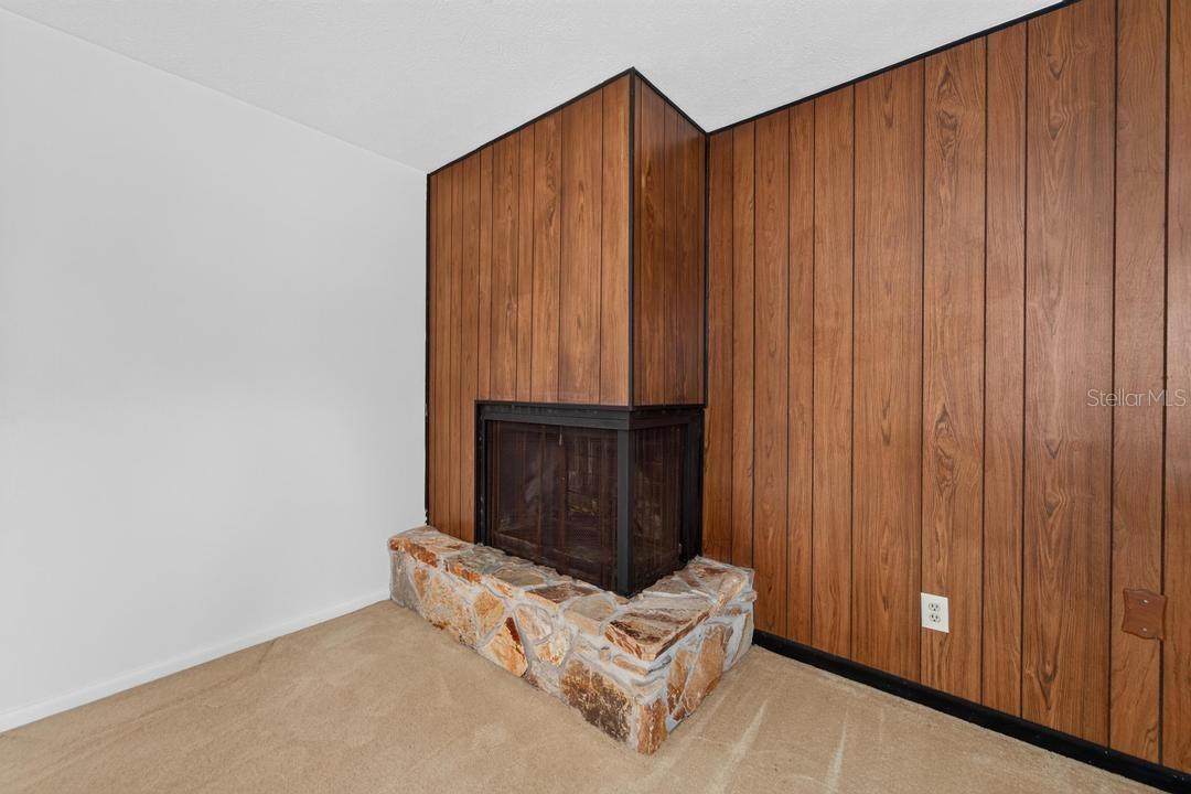 820 BLACKBERRY LANE — photo 9
