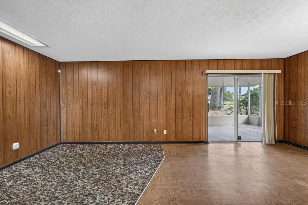820 BLACKBERRY LANE — photo 4