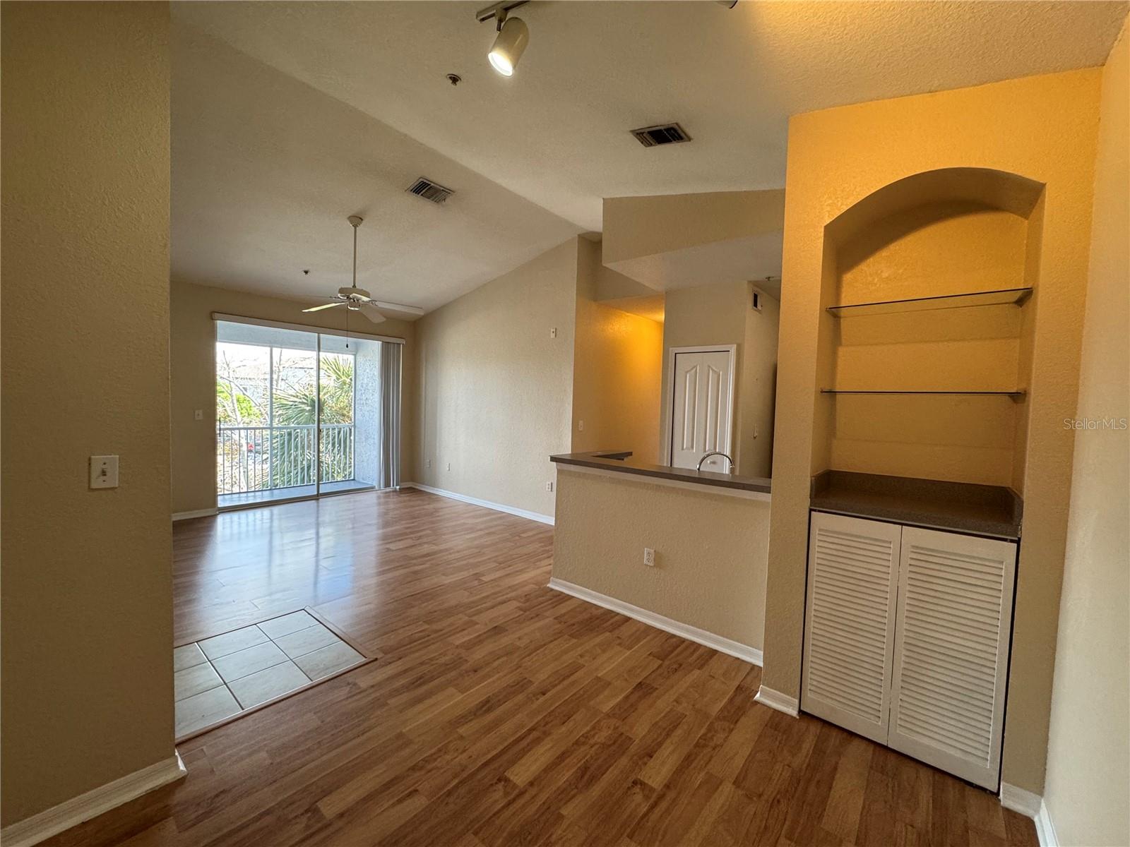 5817 LEGACY CRESCENT PL #302 — photo 5