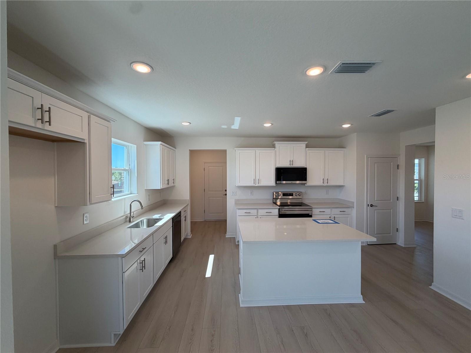 11414 LAKE LOUISA TERRACE — photo 6