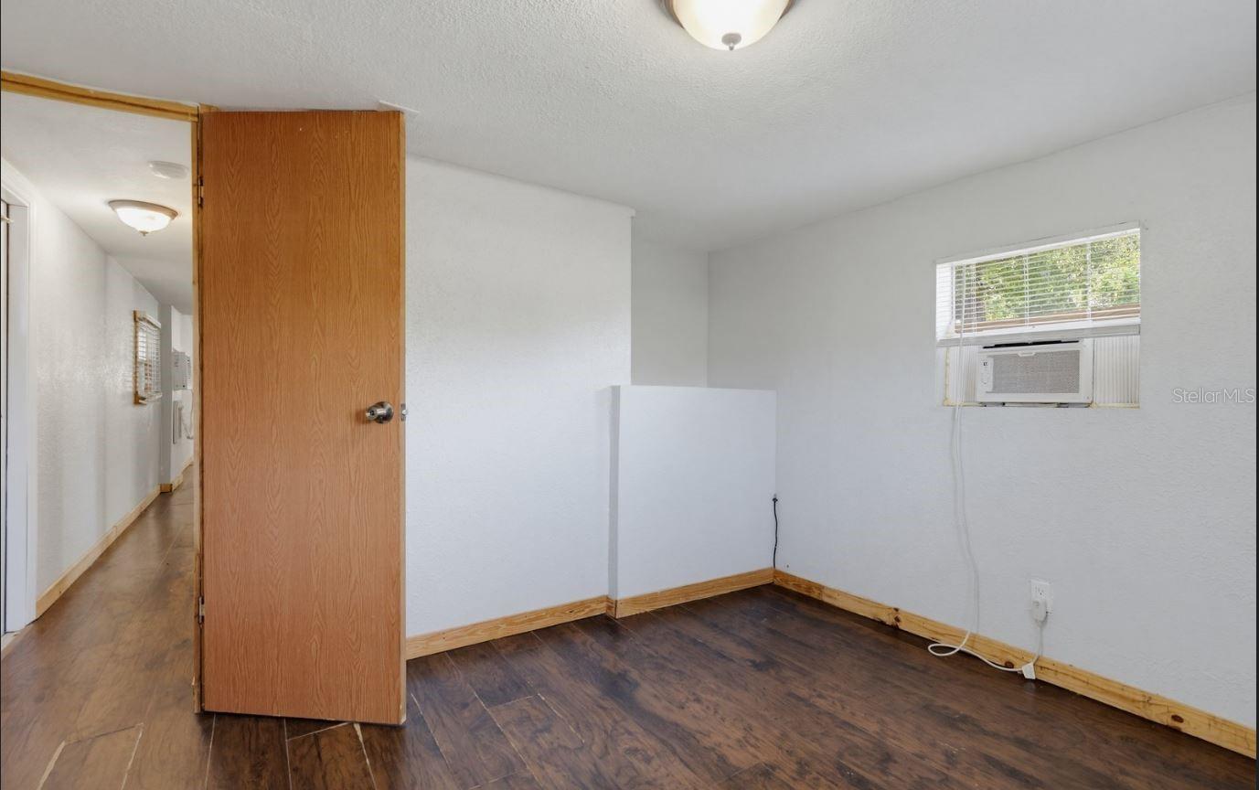 4106 WEDGEMERE DR — photo 30