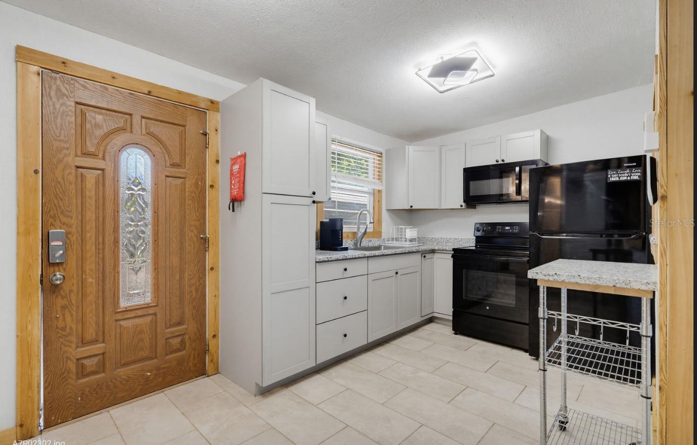 4106 WEDGEMERE DR — photo 38