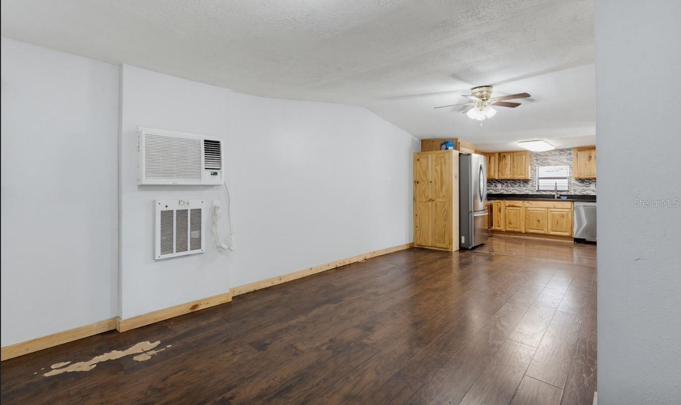 4106 WEDGEMERE DR — photo 7