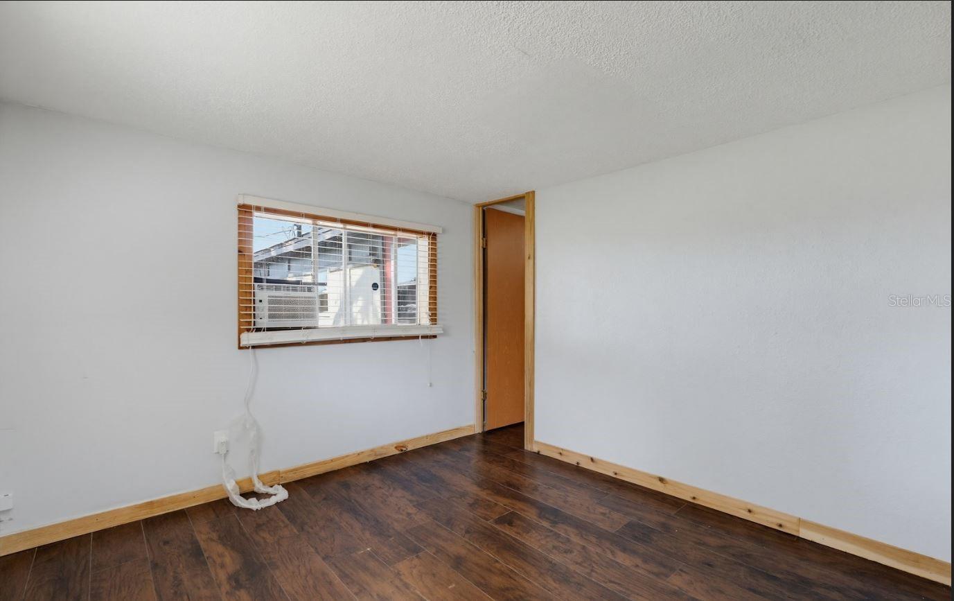 4106 WEDGEMERE DR — photo 16