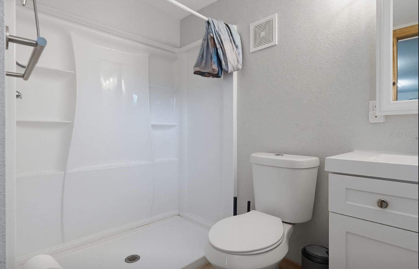 4106 WEDGEMERE DR — photo 47