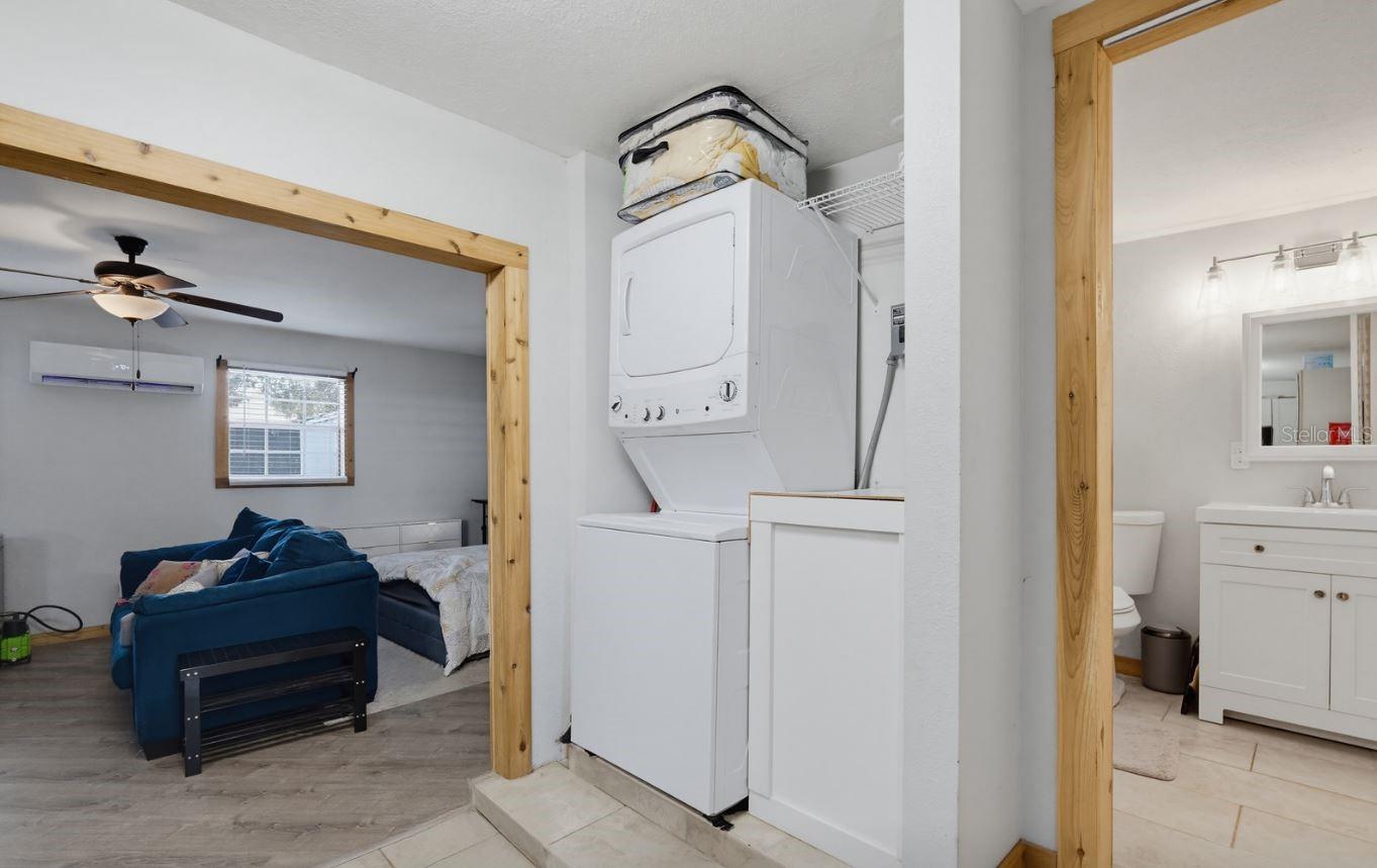4106 WEDGEMERE DR — photo 39