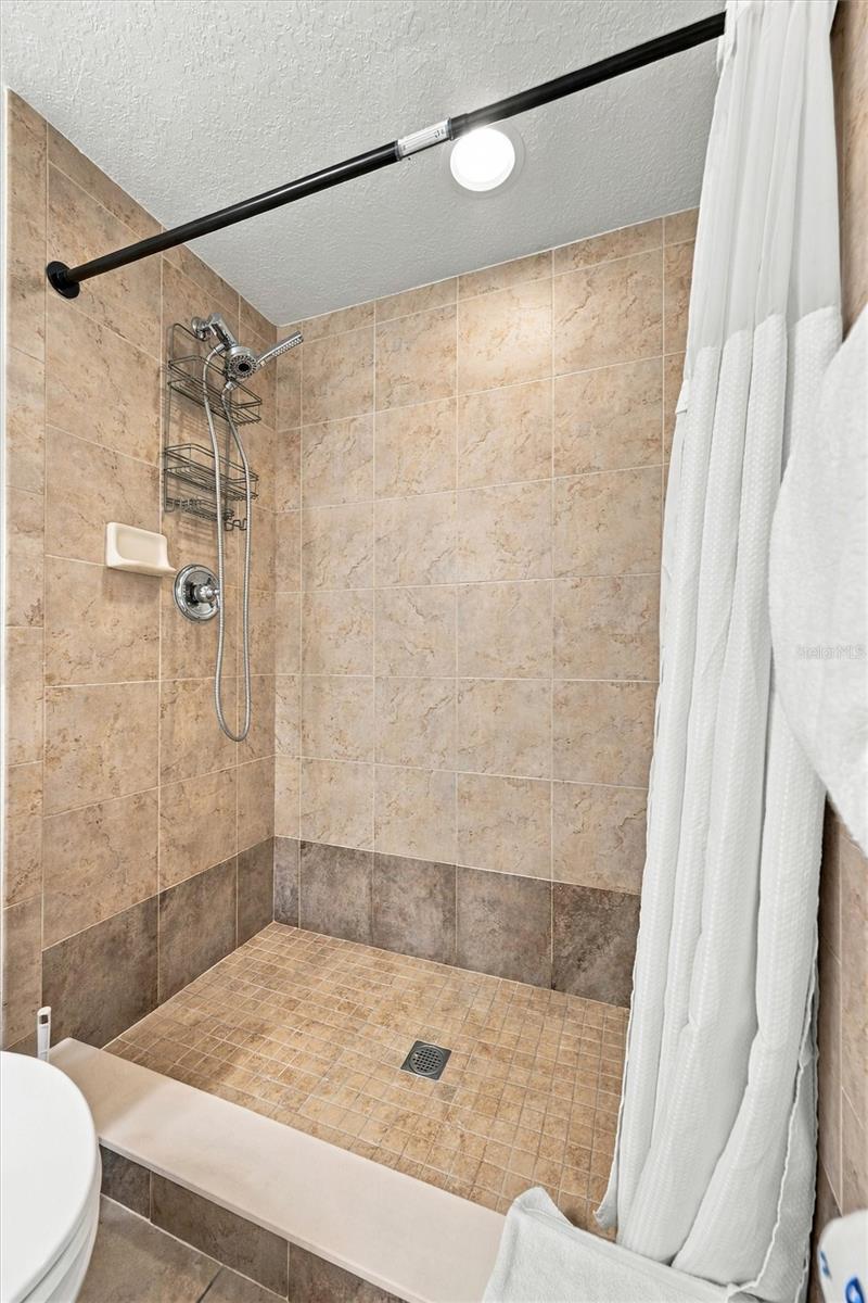 11605 GULF BLVD #408 — photo 38