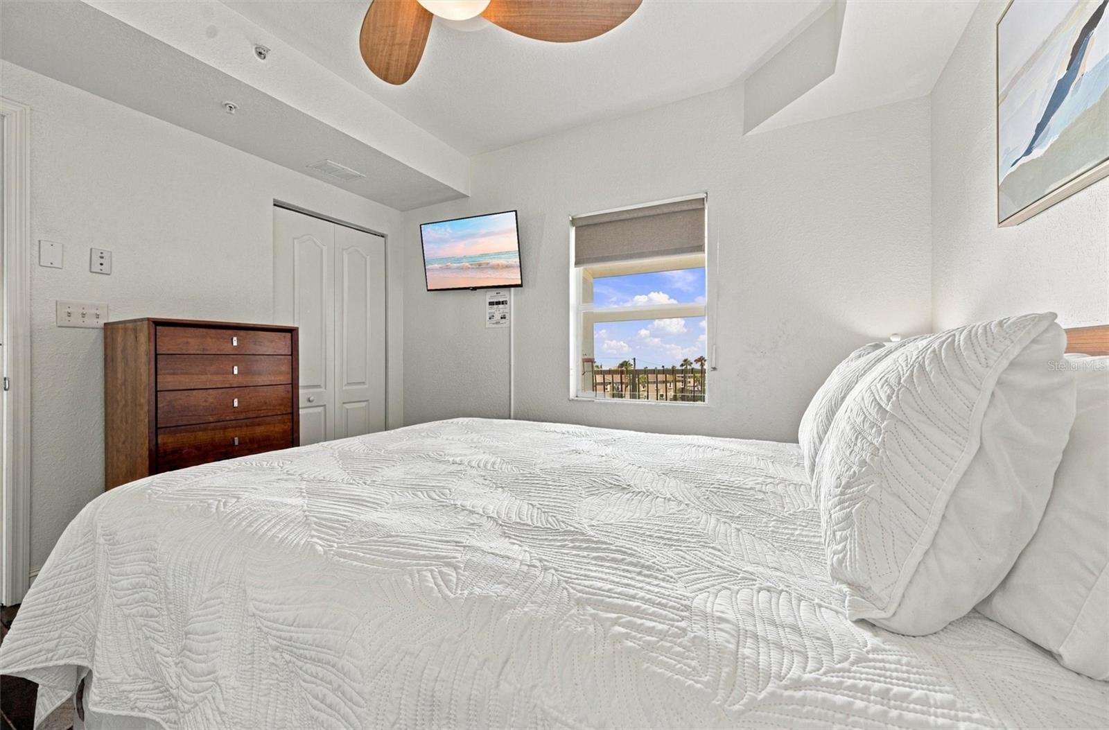 11605 GULF BLVD #408 — photo 41