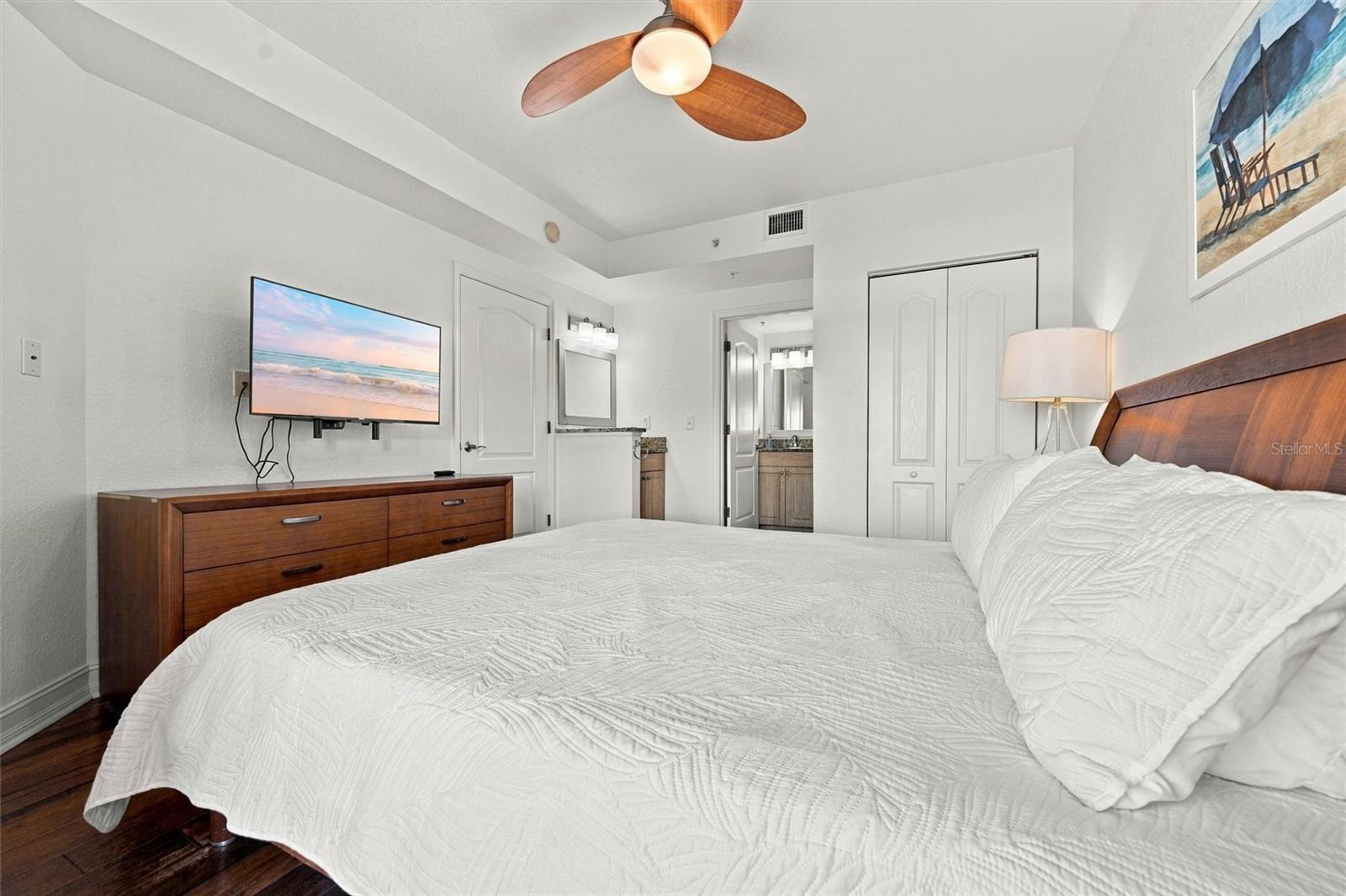 11605 GULF BLVD #408 — photo 34