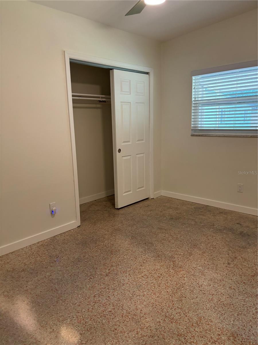 2822 W LEILA AVE — photo 14