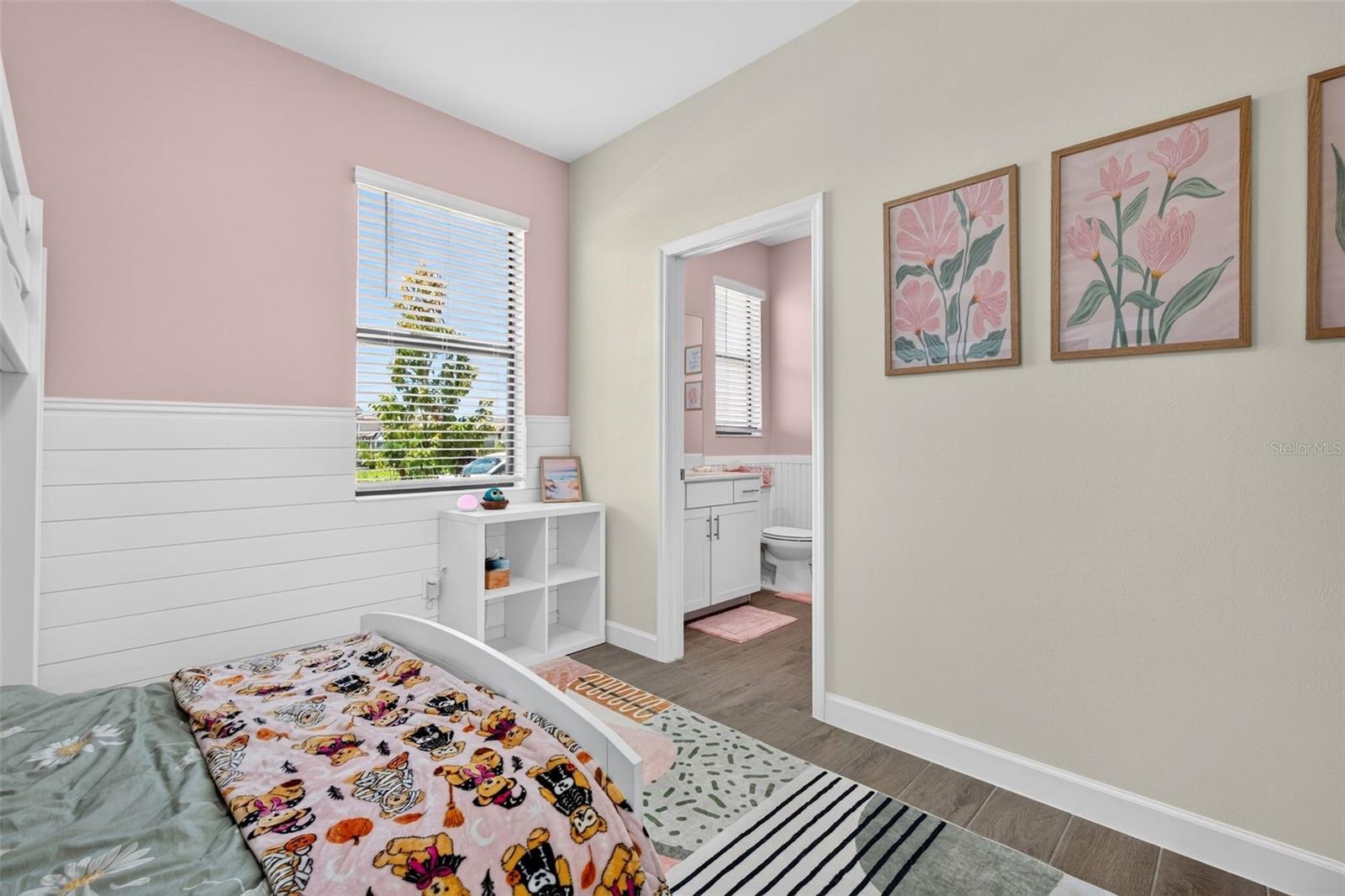15104 OXFORD GREY DR — photo 37