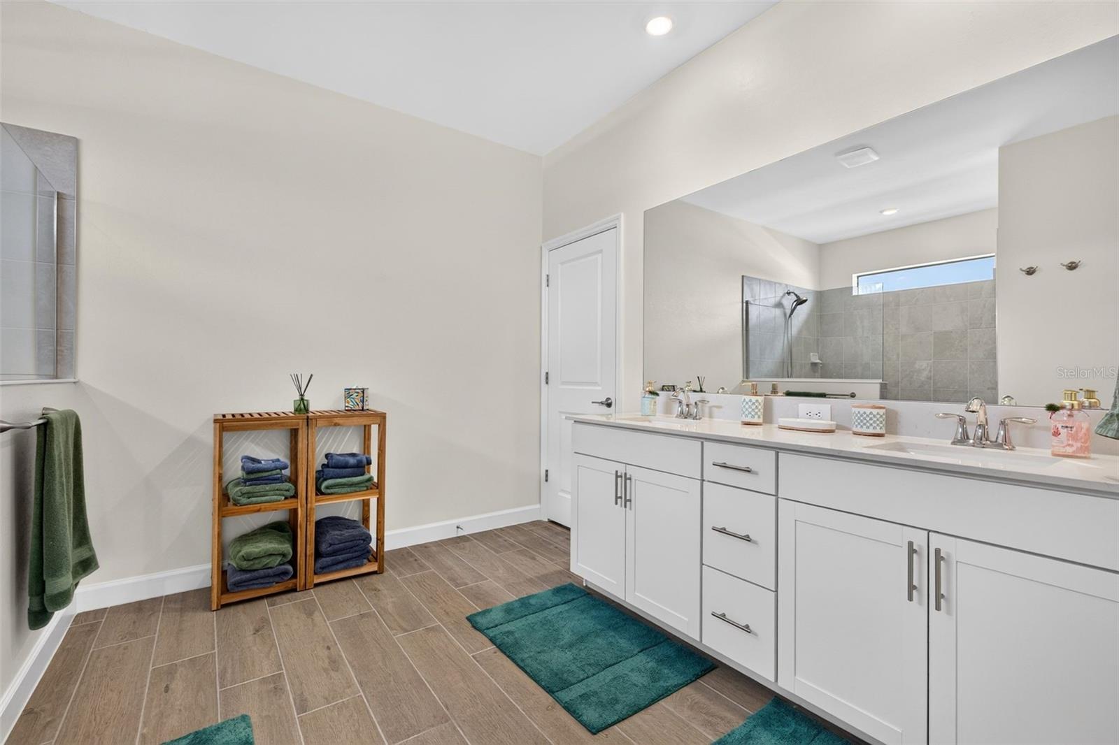 15104 OXFORD GREY DR — photo 27