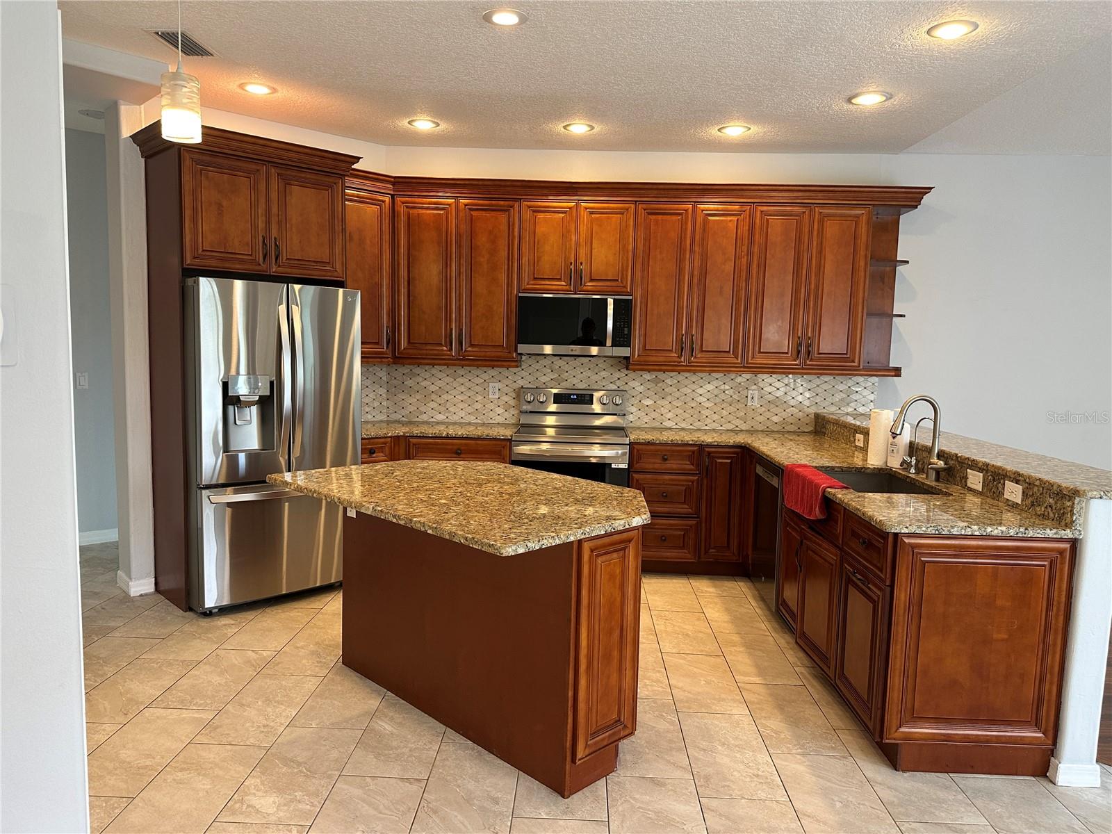 4488 MCINTOSH LAKE AVE — photo 8