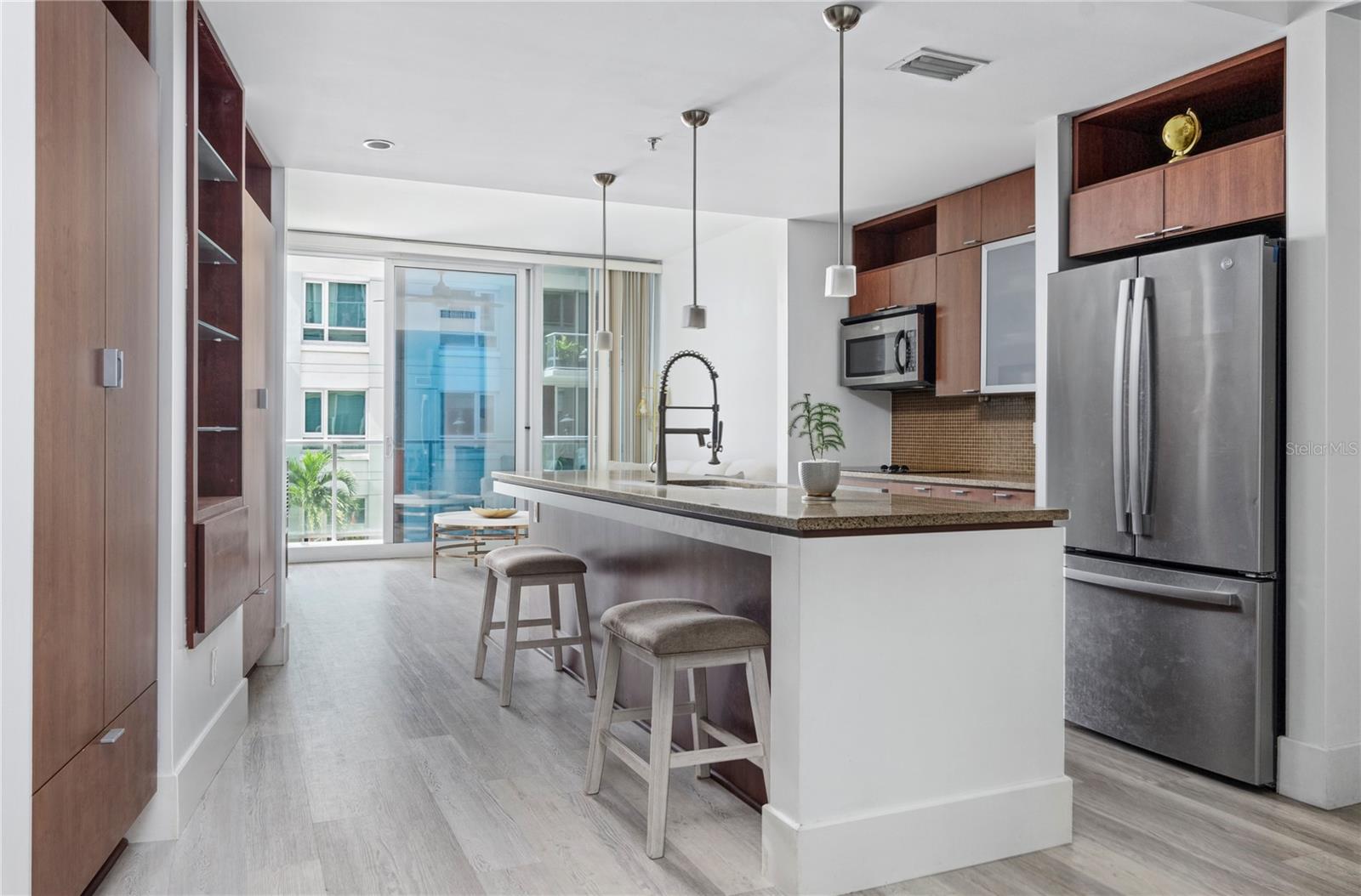 912 CHANNELSIDE DR #2414 — photo 3