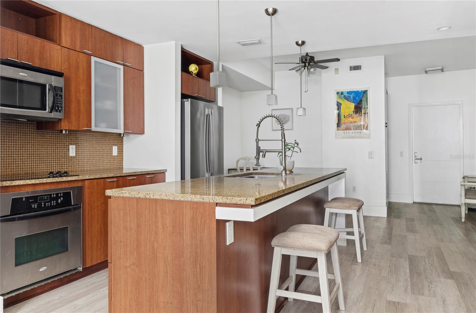 912 CHANNELSIDE DR #2414 — photo 7