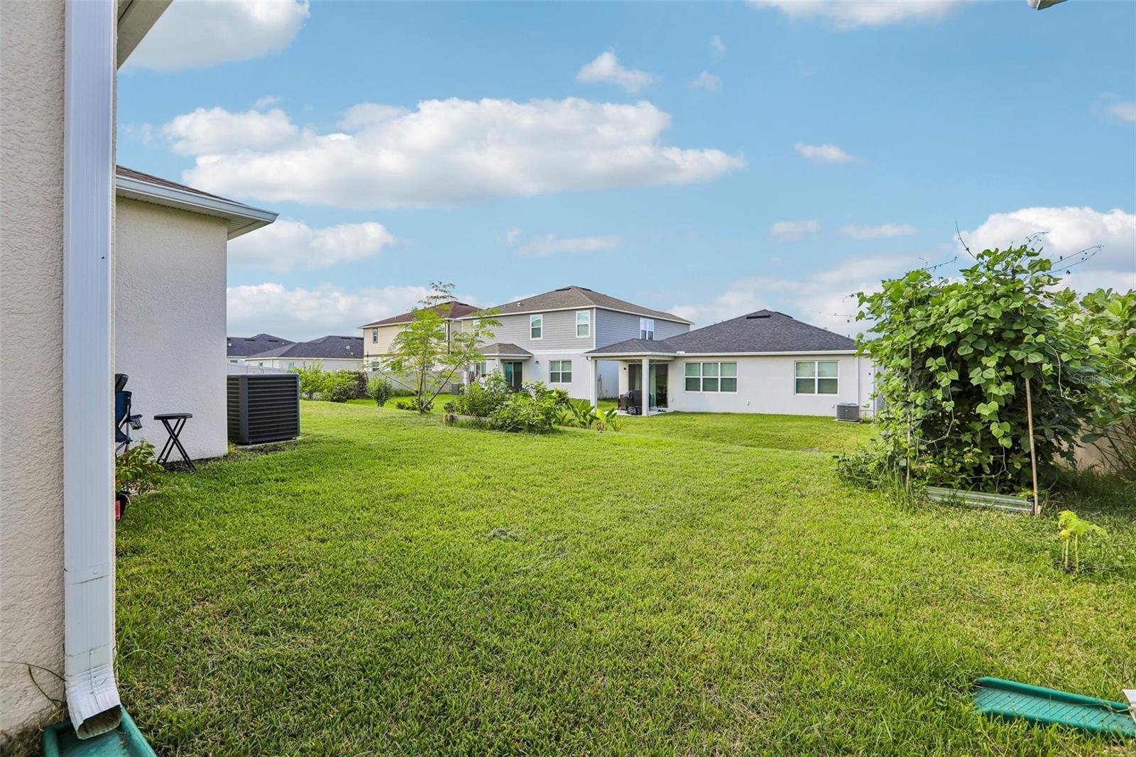 9454 SANDERS PARK PL — photo 30