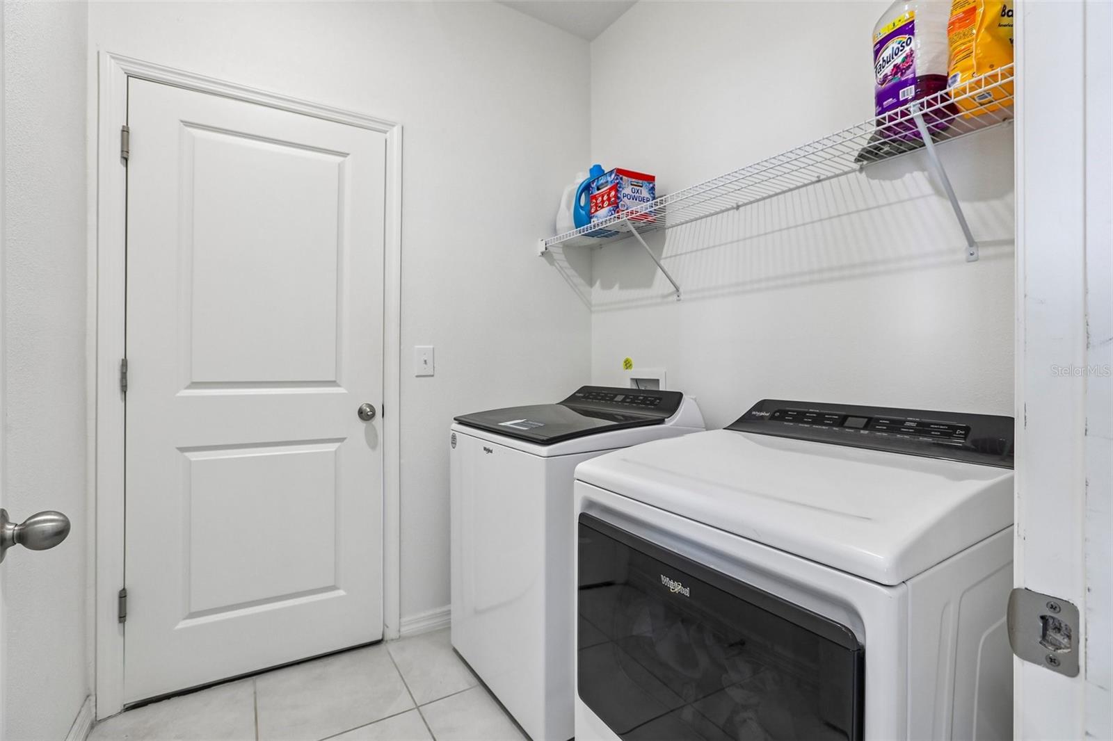 9454 SANDERS PARK PL — photo 29