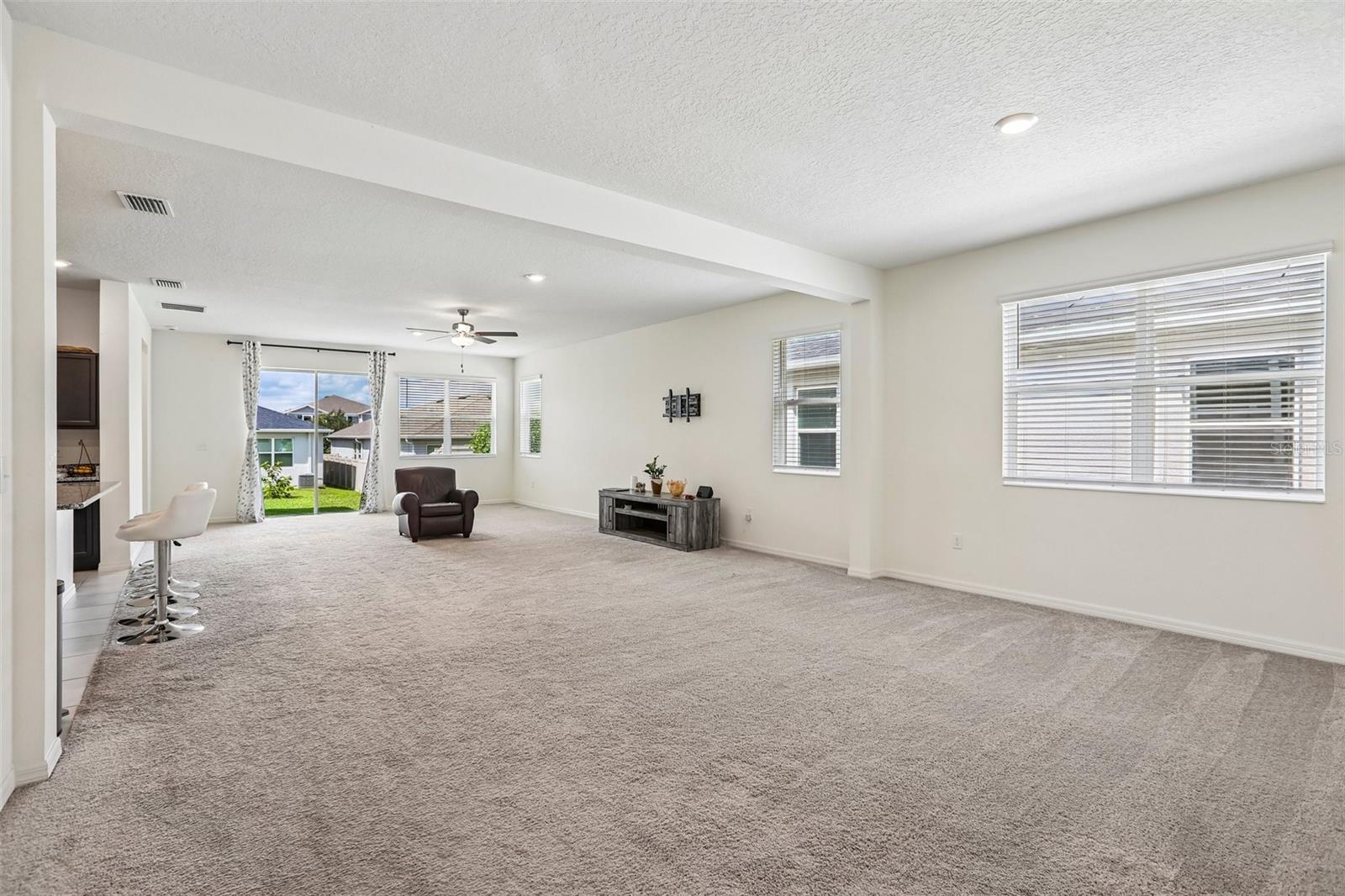 9454 SANDERS PARK PL — photo 9