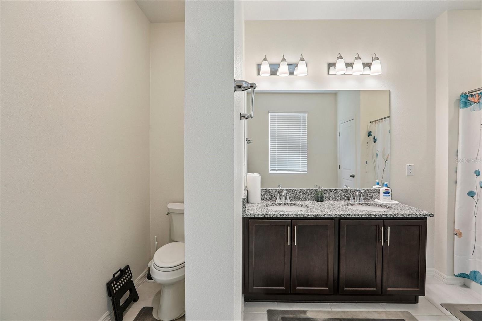 9454 SANDERS PARK PL — photo 28