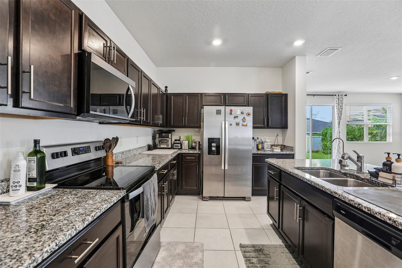 9454 SANDERS PARK PL — photo 13