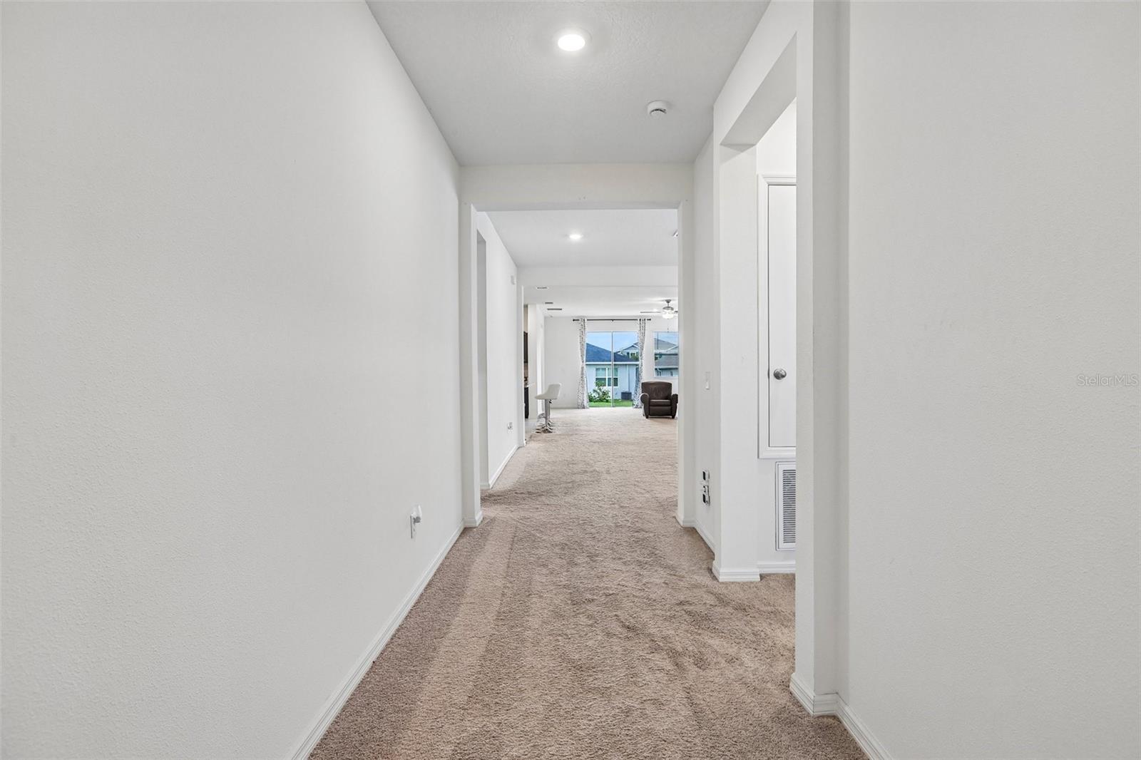 9454 SANDERS PARK PL — photo 4