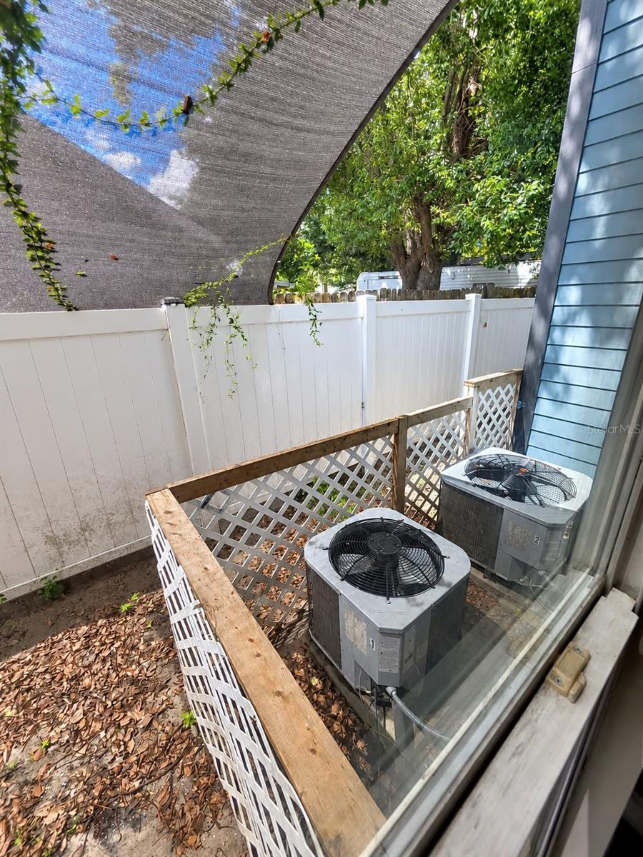 1204 E 33RD AVE — photo 20
