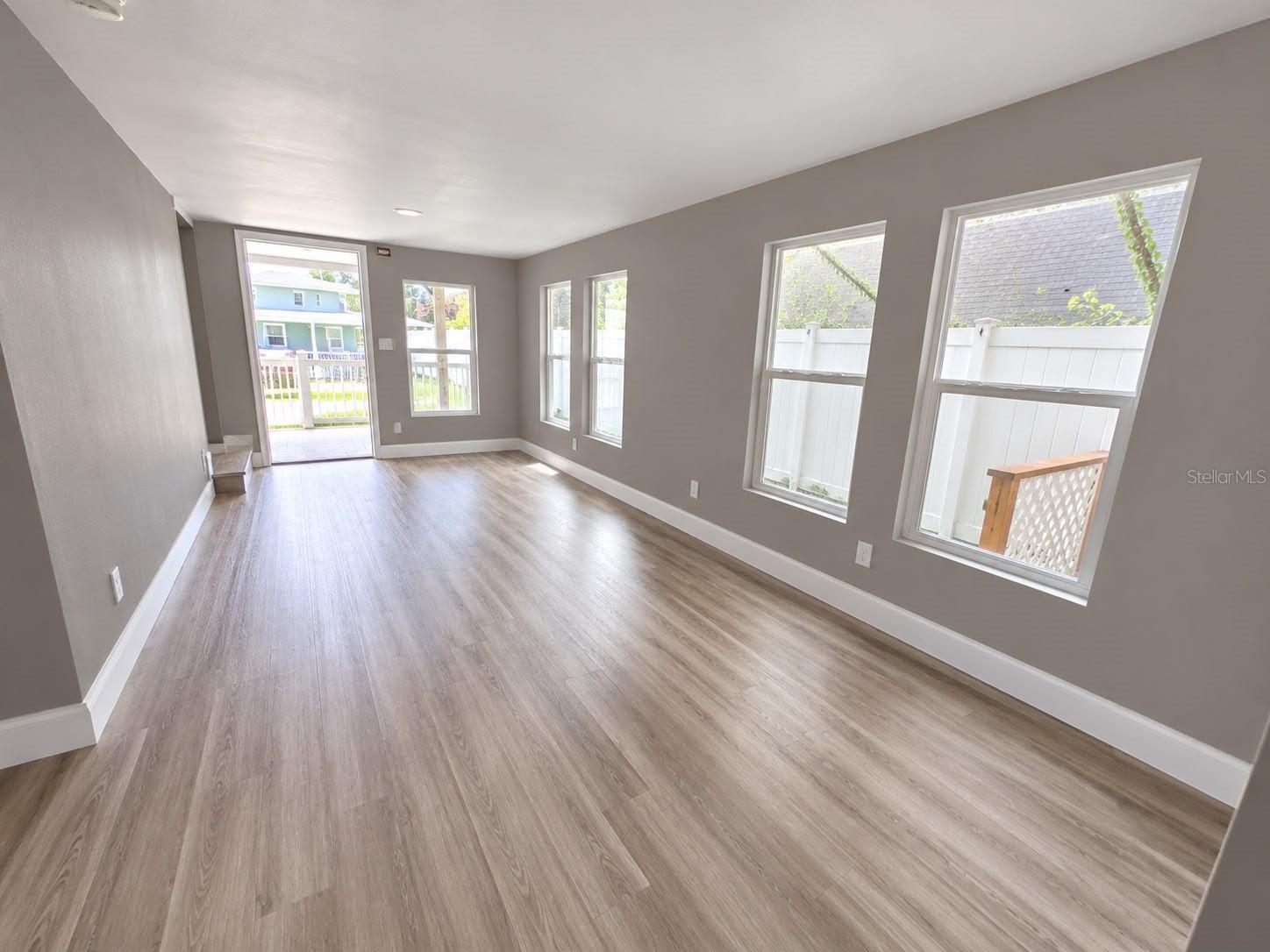 1204 E 33RD AVE — photo 5