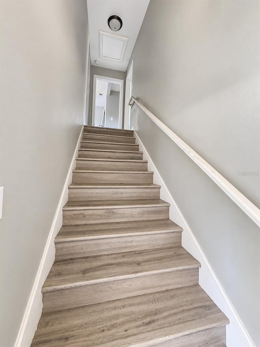 1204 E 33RD AVE — photo 9