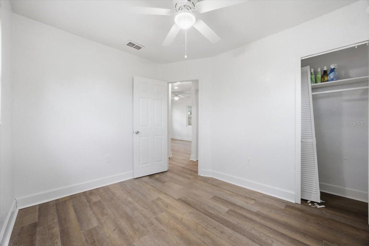 1009 W WASHINGTON ST — photo 11