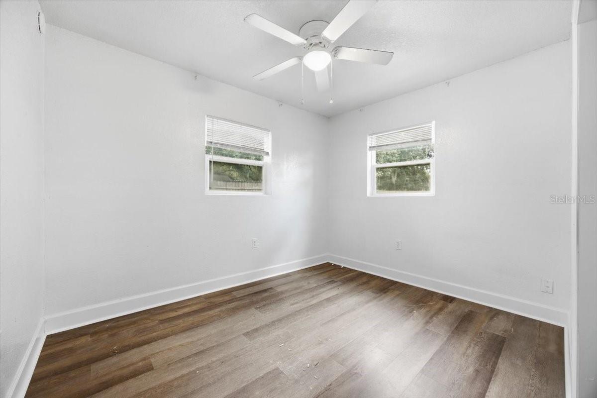 1009 W WASHINGTON ST — photo 12