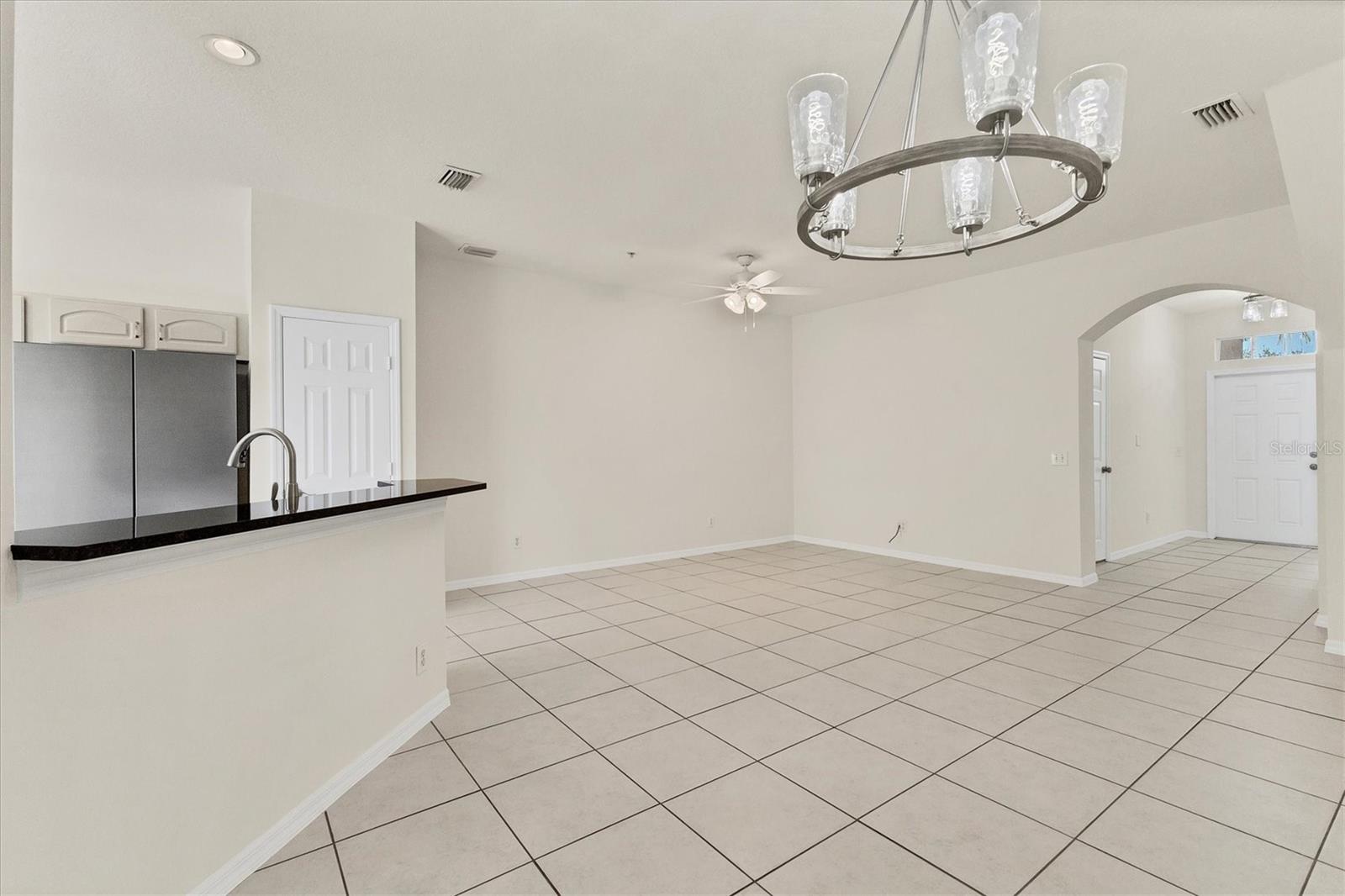 4104 CRABTREE AVE — photo 17