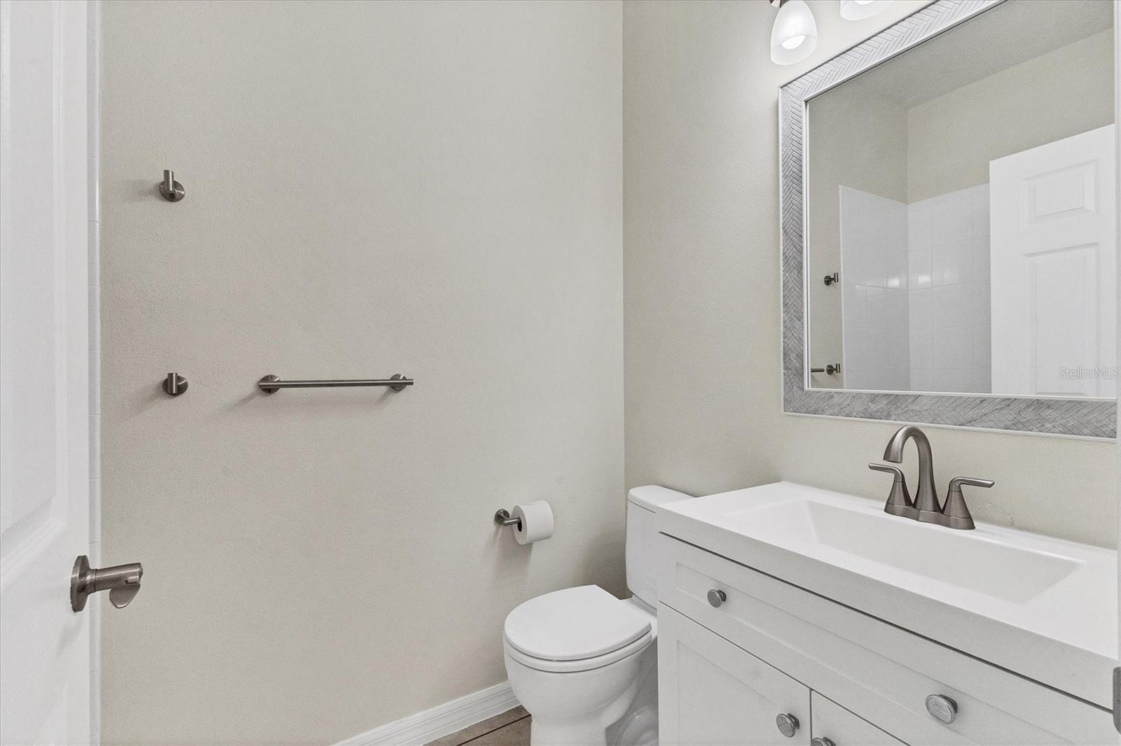4104 CRABTREE AVE — photo 25