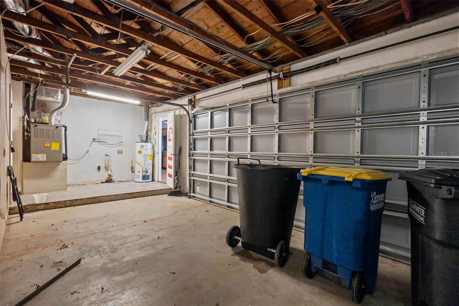 2075 N KEENE RD — photo 37