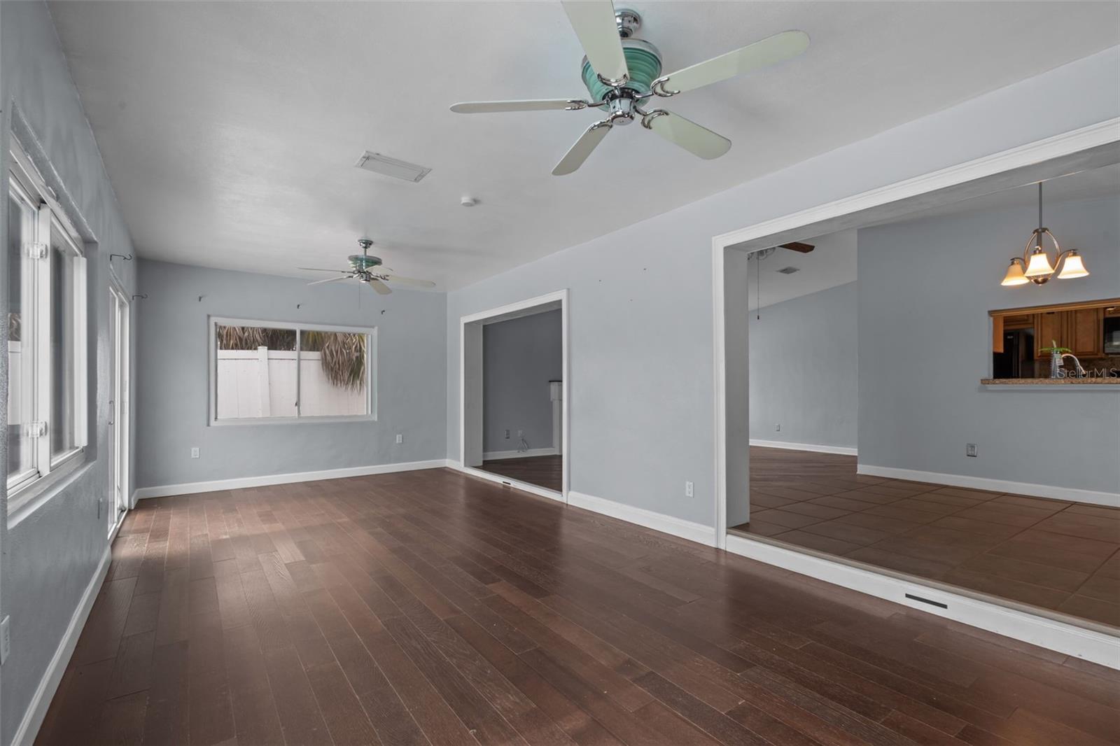2075 N KEENE RD — photo 19