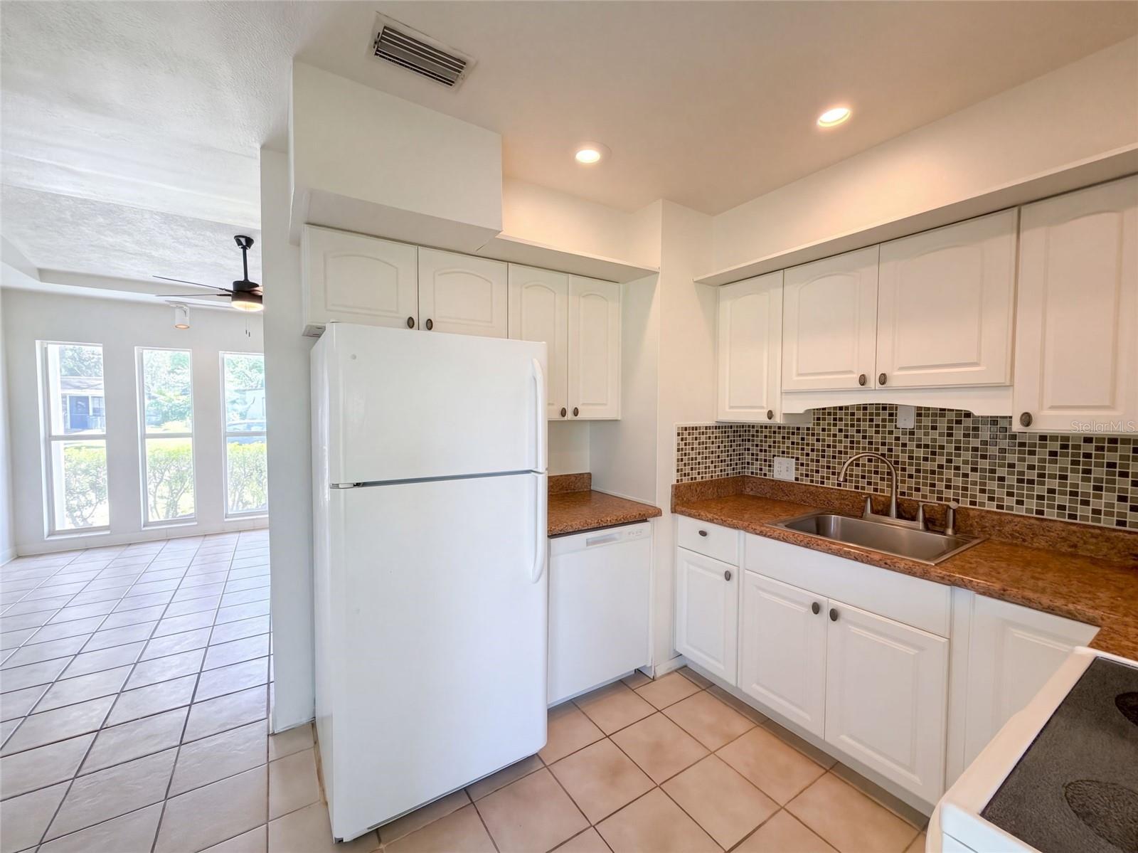 509 CLEARFIELD RD — photo 6
