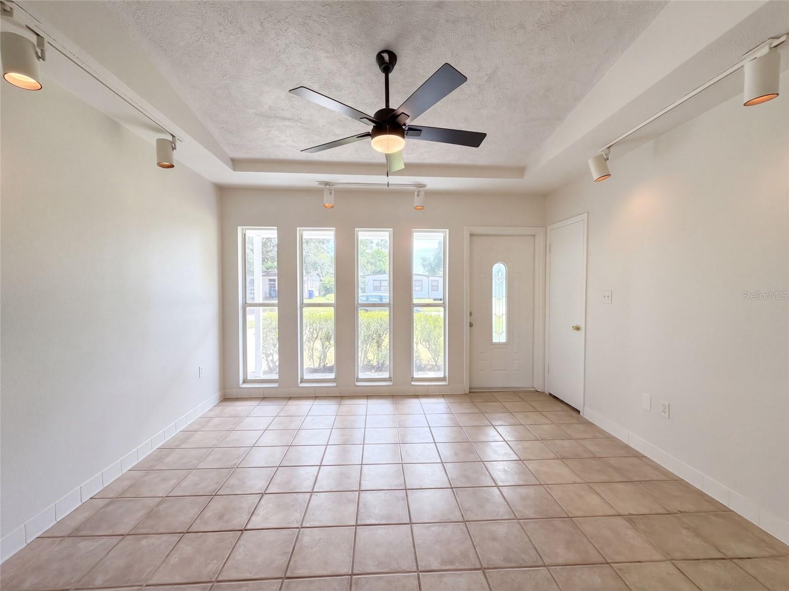 509 CLEARFIELD RD — photo 10