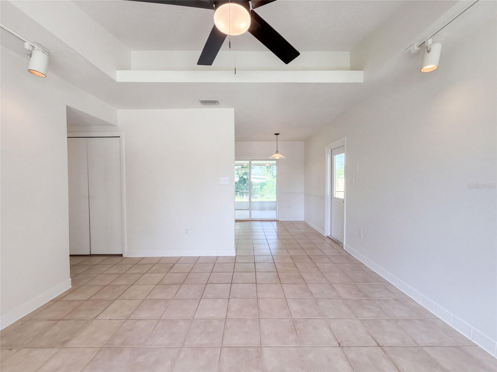 509 CLEARFIELD RD — photo 3