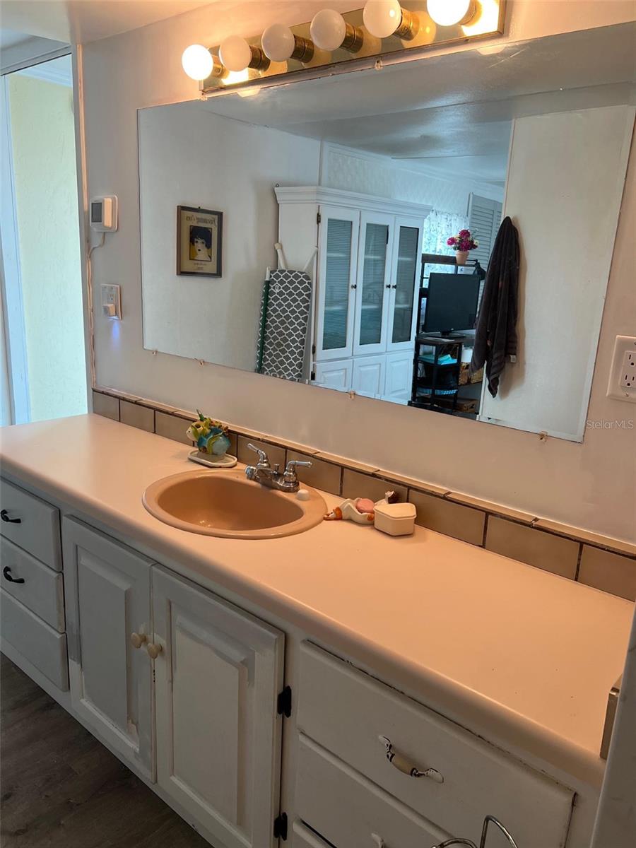 6580 SEMINOLE BLVD #204 — photo 16