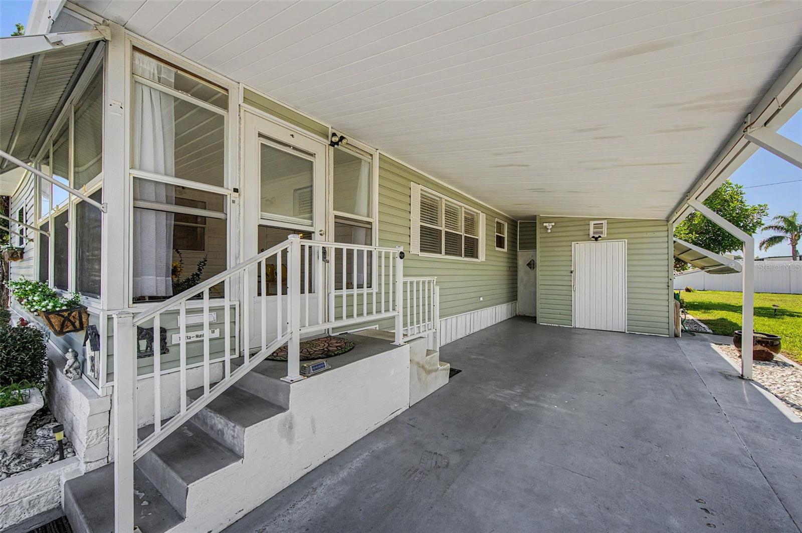 18 DRURY LN — photo 5